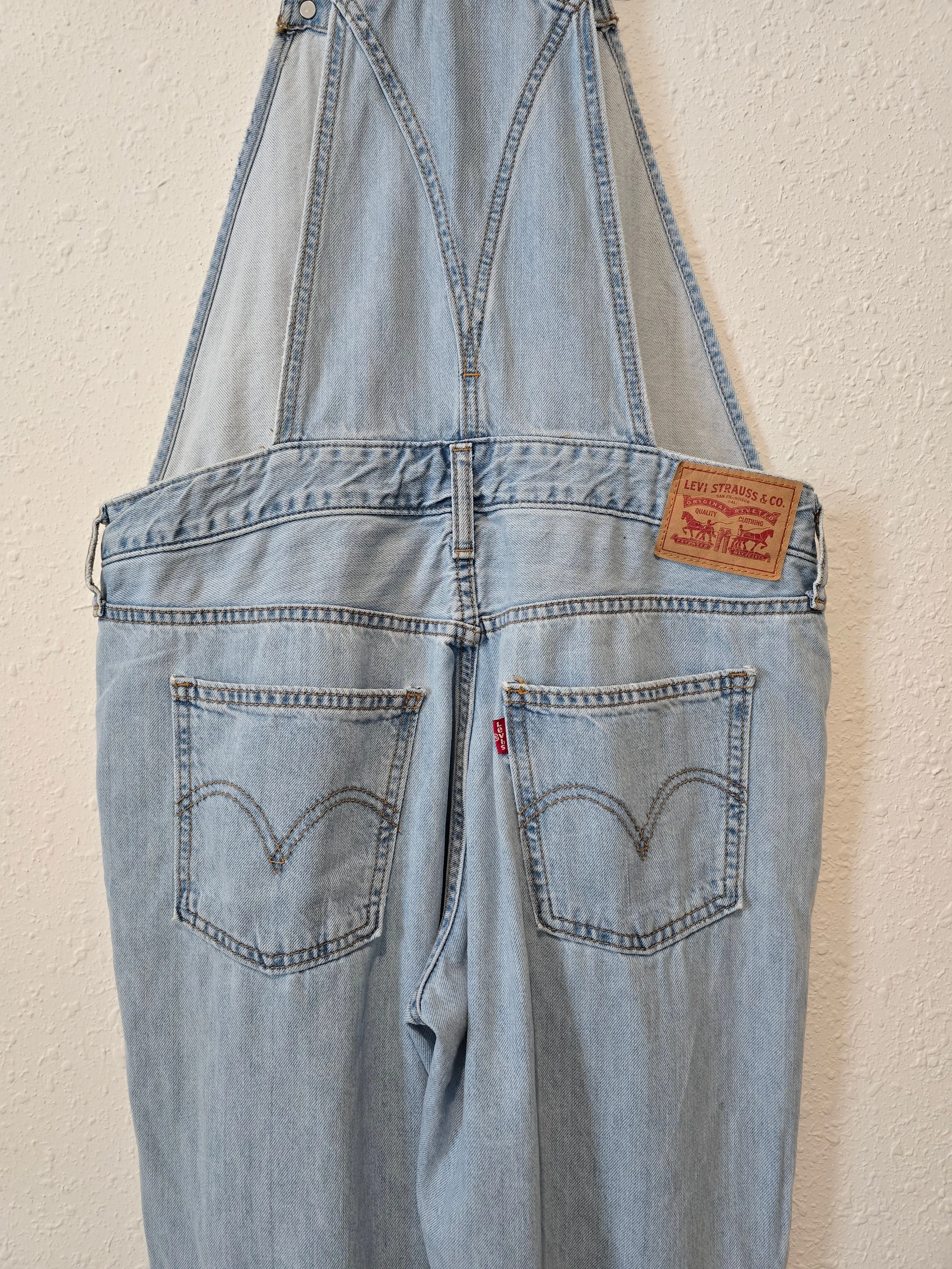 Levi's Light Wash Denim Overalls (M)