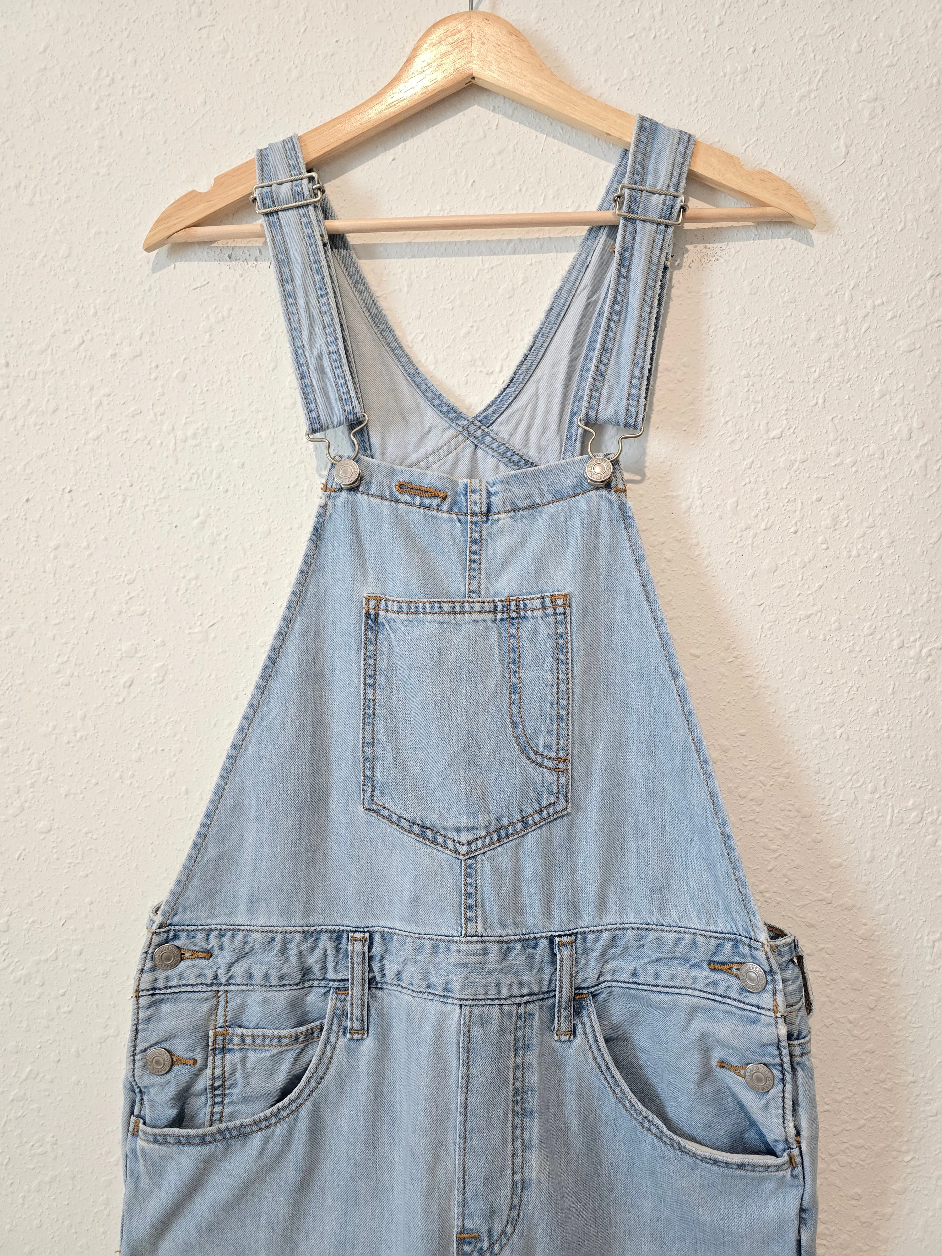 Levi's Light Wash Denim Overalls (M)